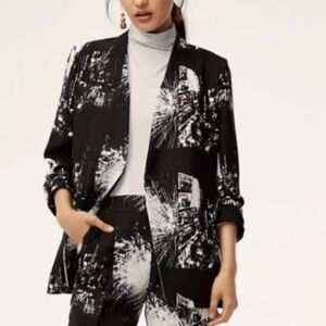 Aritzia Babaton Mcacauley City Lights blazer Size 2 black white professional